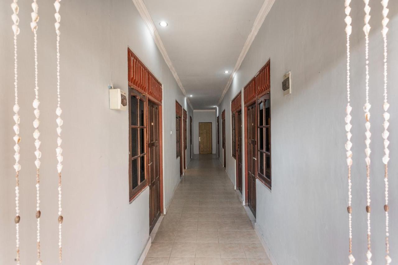 Oyo 2527 Hotel Triana Palangkaraya Ngoại thất bức ảnh